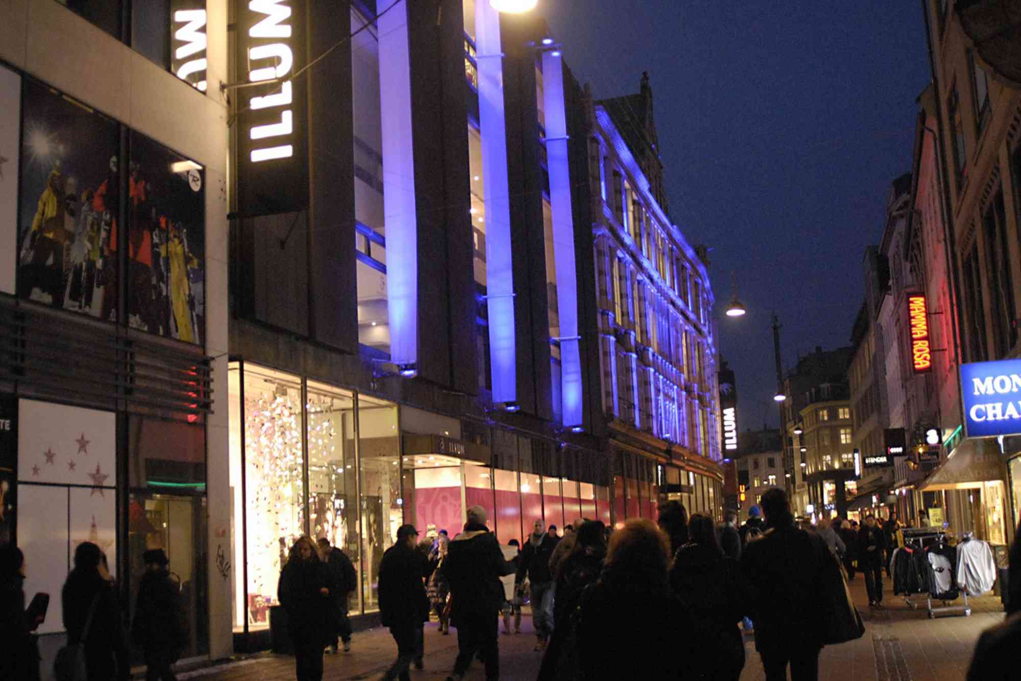 Late-Night Shopping Spots That Work